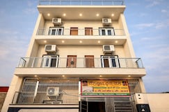 Shree Hanumat Kripa Dham, Vrindavan