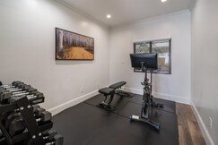 Best Western Plus Palm Court Hotel, Yolo