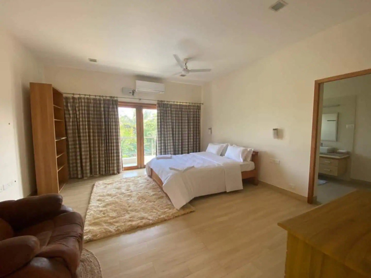 Shiv Niwas Apartments and Villa - Tap to explore photos