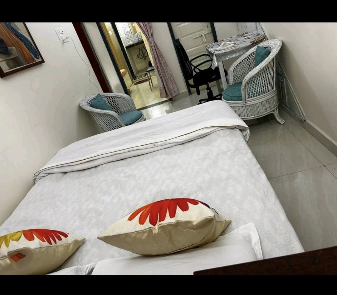 CHANDRAJYOTI VILLA HOME STAY. - Tap to explore photos