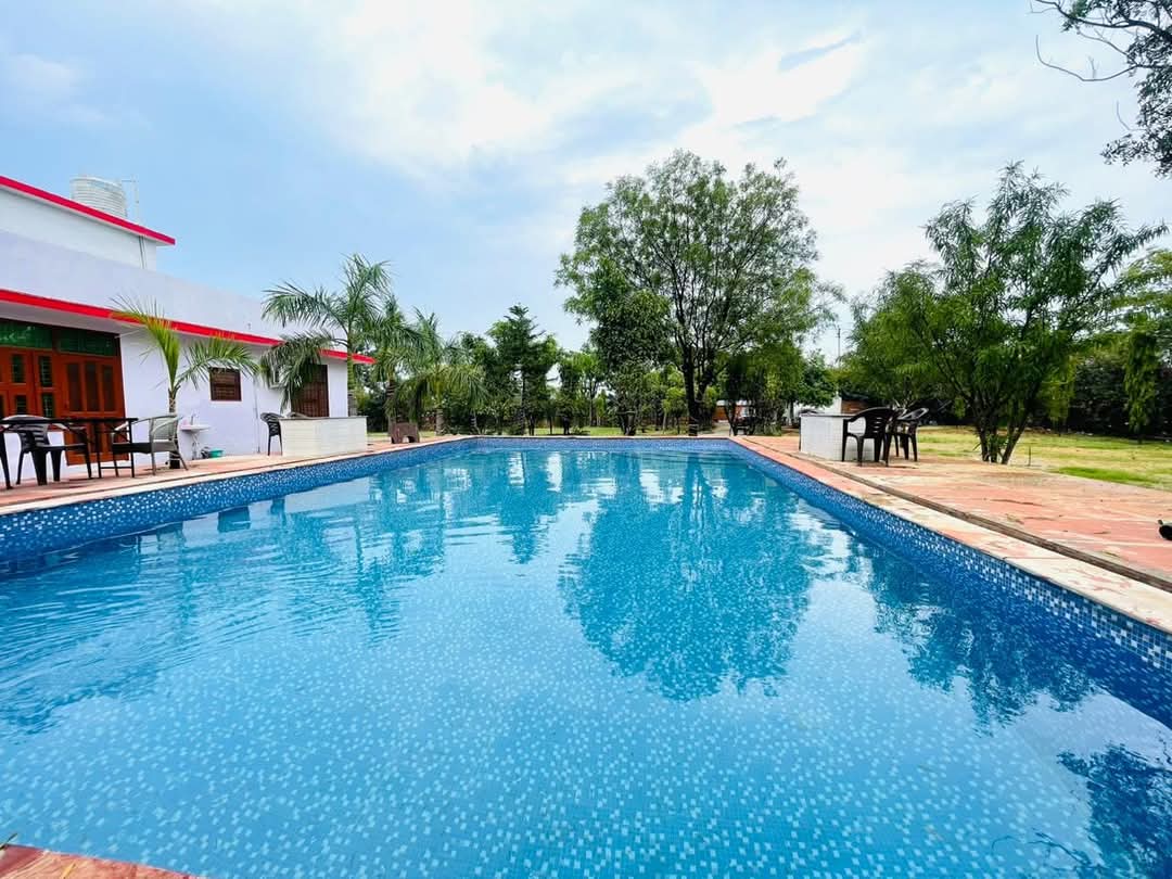 Al aarzoo farm house - Tap to explore photos