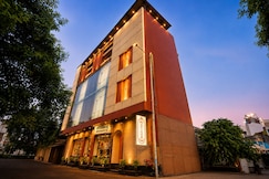 Hotel Shri Govindam Banaras with Parking, Varanasi