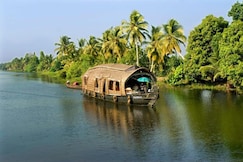 King Davood Houseboats, Alleppey