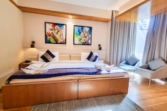 CRS Inn | A Premium Homestay, Gurgaon