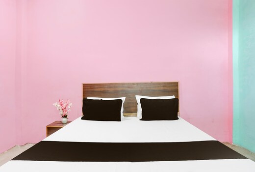 Hotel O Royal Guest House