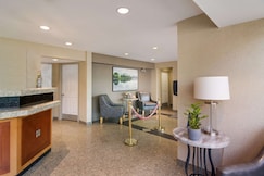SureStay Hotel by Best Western North Vancouver Capilano, Vancouver
