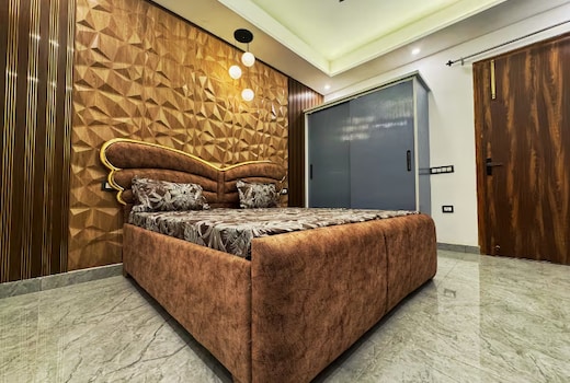 The Pebble Jacuzzi Villa near Rajpur Road