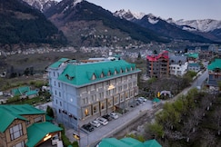 Coral Resort and Spa, Centrally Heated Mountain Side Resort, Manali