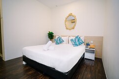 Swing & Pillows @ Z Hotel Cyberjaya, Kuala Langat