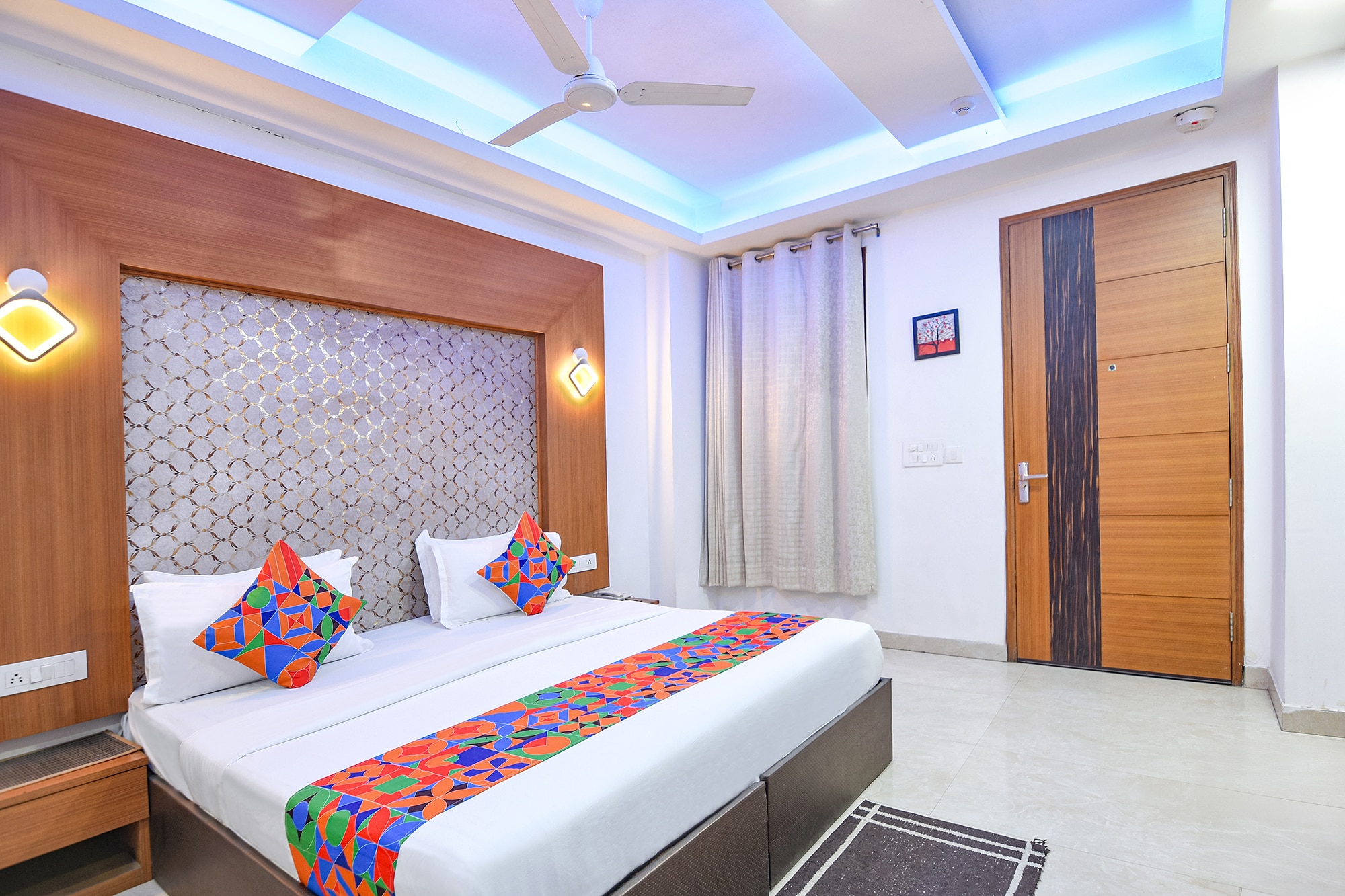 FabHotel Prime Zen Inn - Nr. Apollo Hospital - Tap to explore photos
