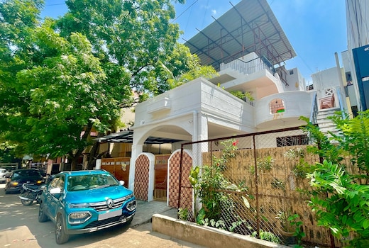 Teal Doors 2BHK Superbly Furnished