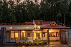 Hiraeth Villa amidst a coffee plantation by Roamhome, Chikmagalur