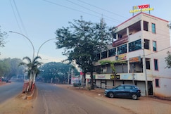 YDS GUEST HOUSE, Tuljapur