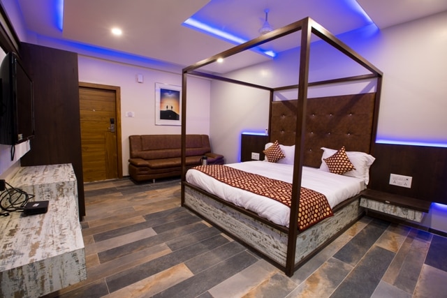 Hotel  Balaji Palace - Tap to explore photos