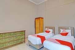 OYO 92924 Kalista Guest House Syariah, Kampar