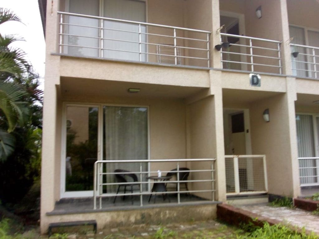 Luxurious AC apartment in Tamhini & Kolad rafting - Tap to explore photos