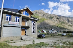 Hotel Snow Crust, Kargil