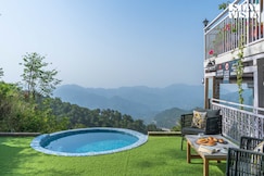 StayVista at The Ever House, Kasauli