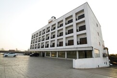DEVANSHI INN, Ulhasnagar