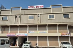 Hotel satyam, Modasa
