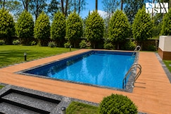 StayVista I Solitude in the Woods 4 BHK Villa, Faridabad