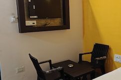 Hotel Royal Inn, Lakdikalpul, Hyderabad