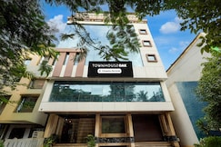 Super Townhouse Oak Science Gallery Bengaluru Formerly Blue Ocean Residency, Bangalore