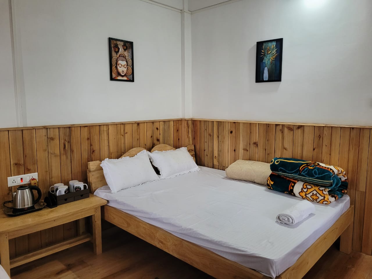 Wanderdwell Homestay - Tap to explore photos
