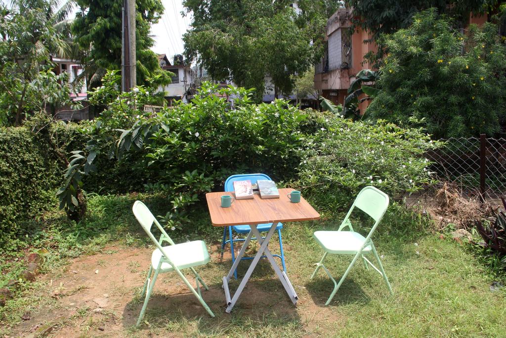 Gibbon Backpackers Hostel - Tap to explore photos