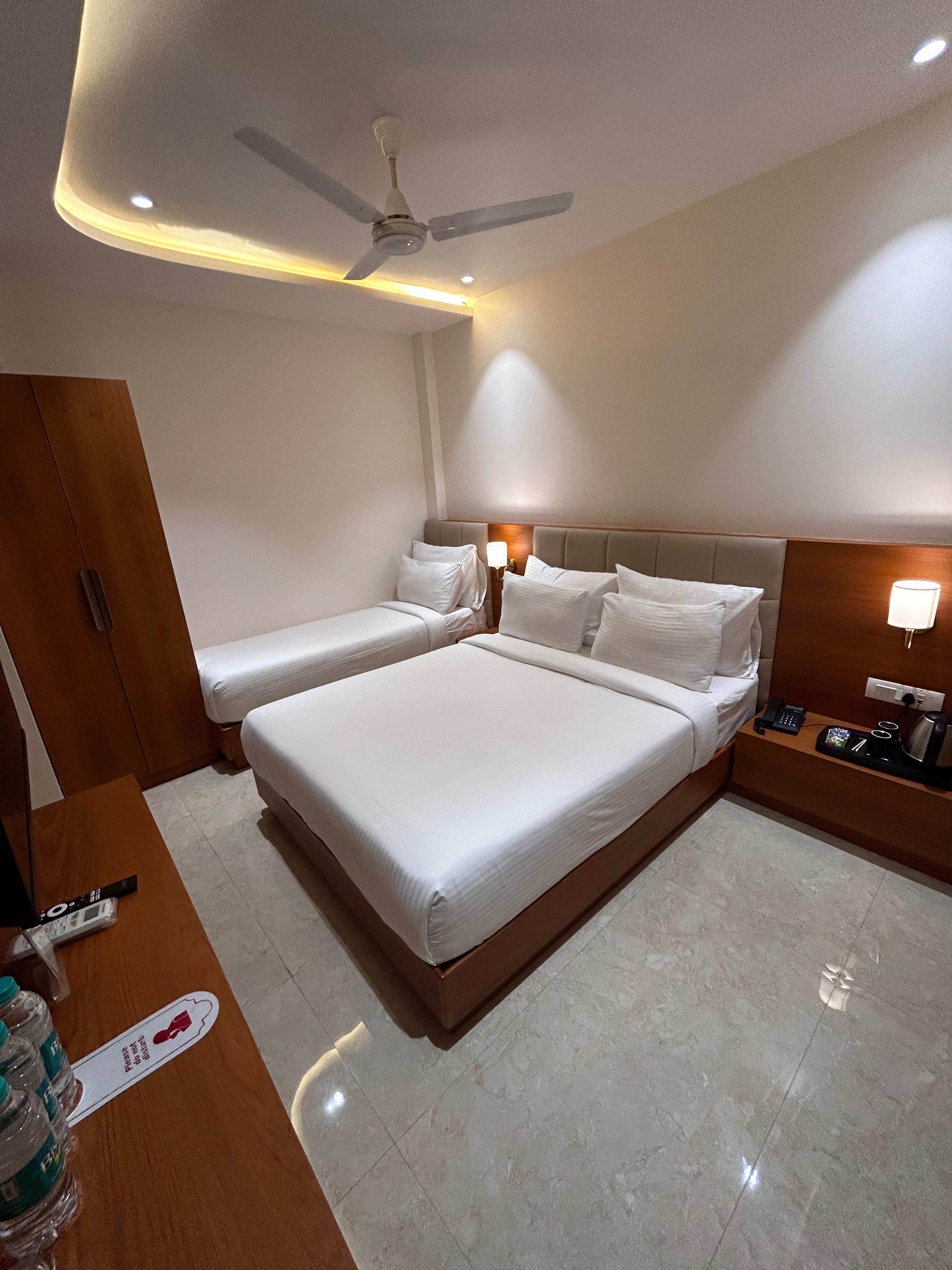 Hotel Neem Heritage 3