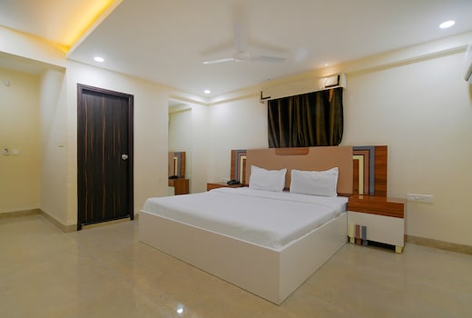 FabHotel Imperial Regency