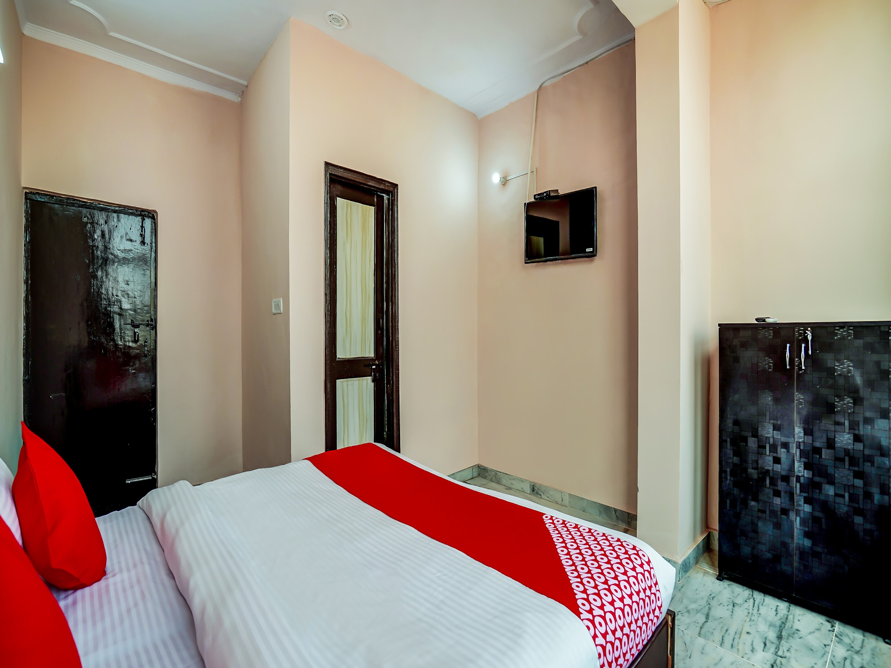 Hotel O Akash Green Field - Tap to explore photos