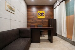 FabHotel Blue Bells, Lucknow