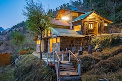 Bastiat Stays Hearth Retreat, Banjar