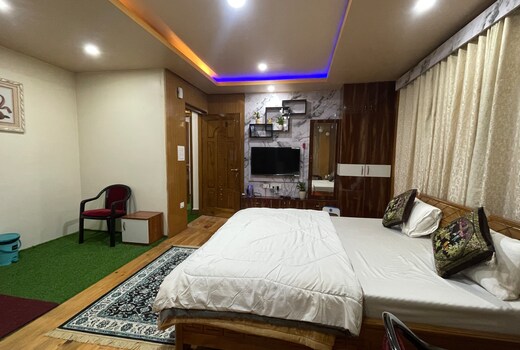 Rikya Retreat