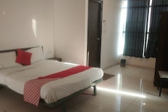 HOTEL NEST INN, Sanand