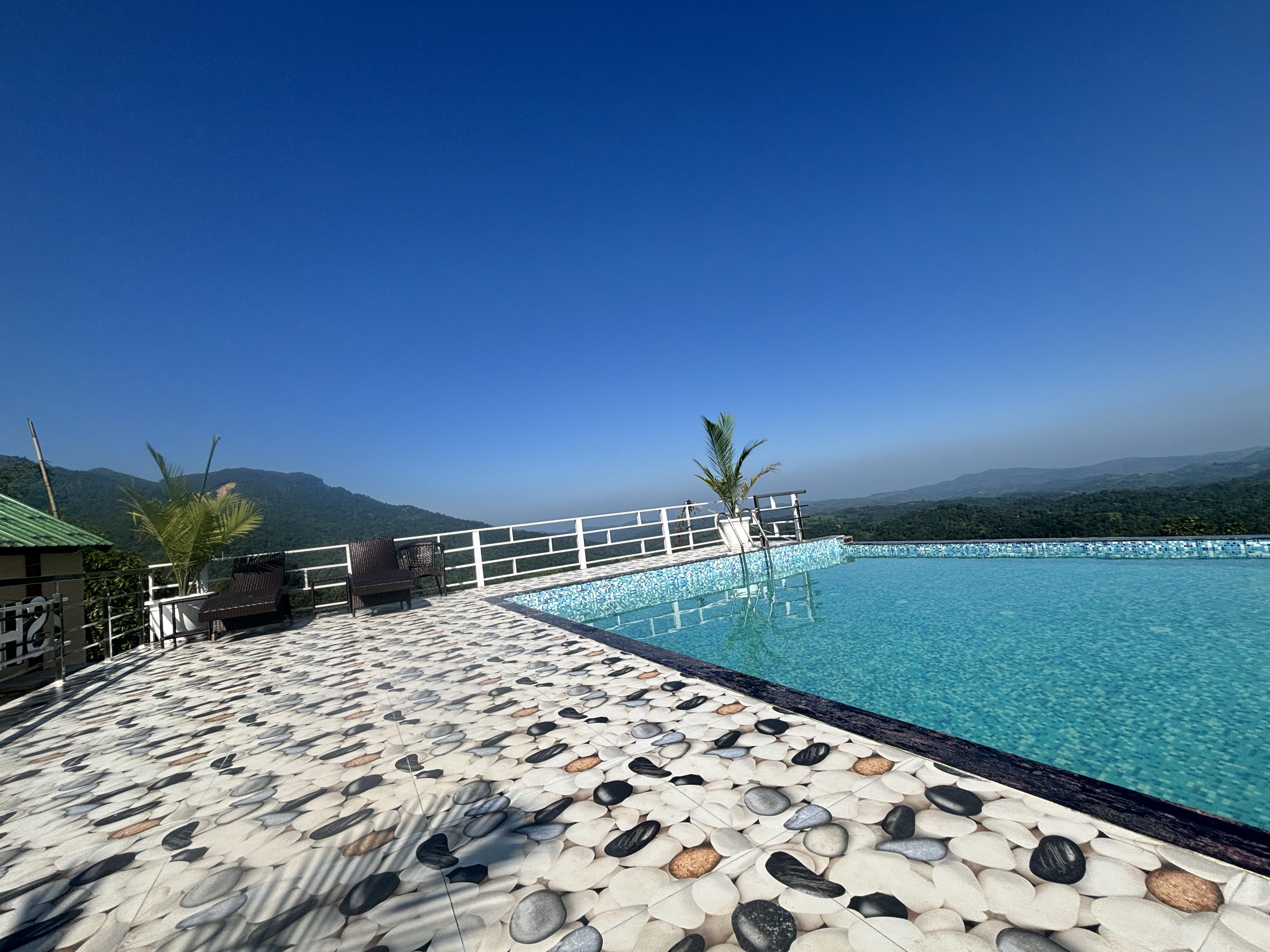 SHANGOI RESORT - Tap to explore photos