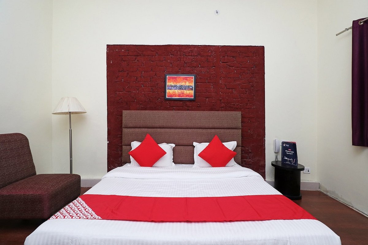 Hotel Mannat - Tap to explore photos