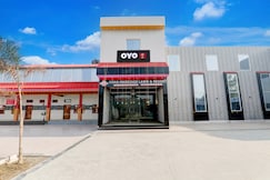 Hotel O Usha Marriage Lawn & Resort, Sidhauli