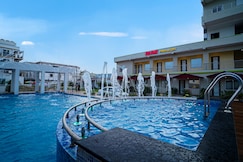 Holiday Beach Resorts, Mandarmani