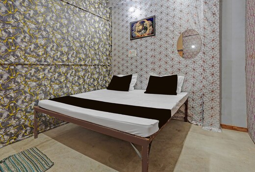 SPOT ON Prayag Niwas Hotel And Restaurant