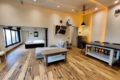 Lazy Moose 5(Pool & Party)Villas - 6 Bedroom-Aarey, Mumbai