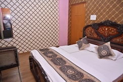 Kashi Vishwanath Homestay | Entire 3 BHK Apartment, Varanasi