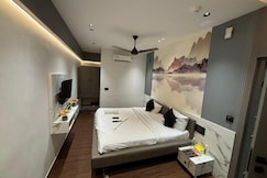 v love hotel surat, Surat