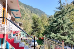 Tirthan river front farm stay., Gushaini