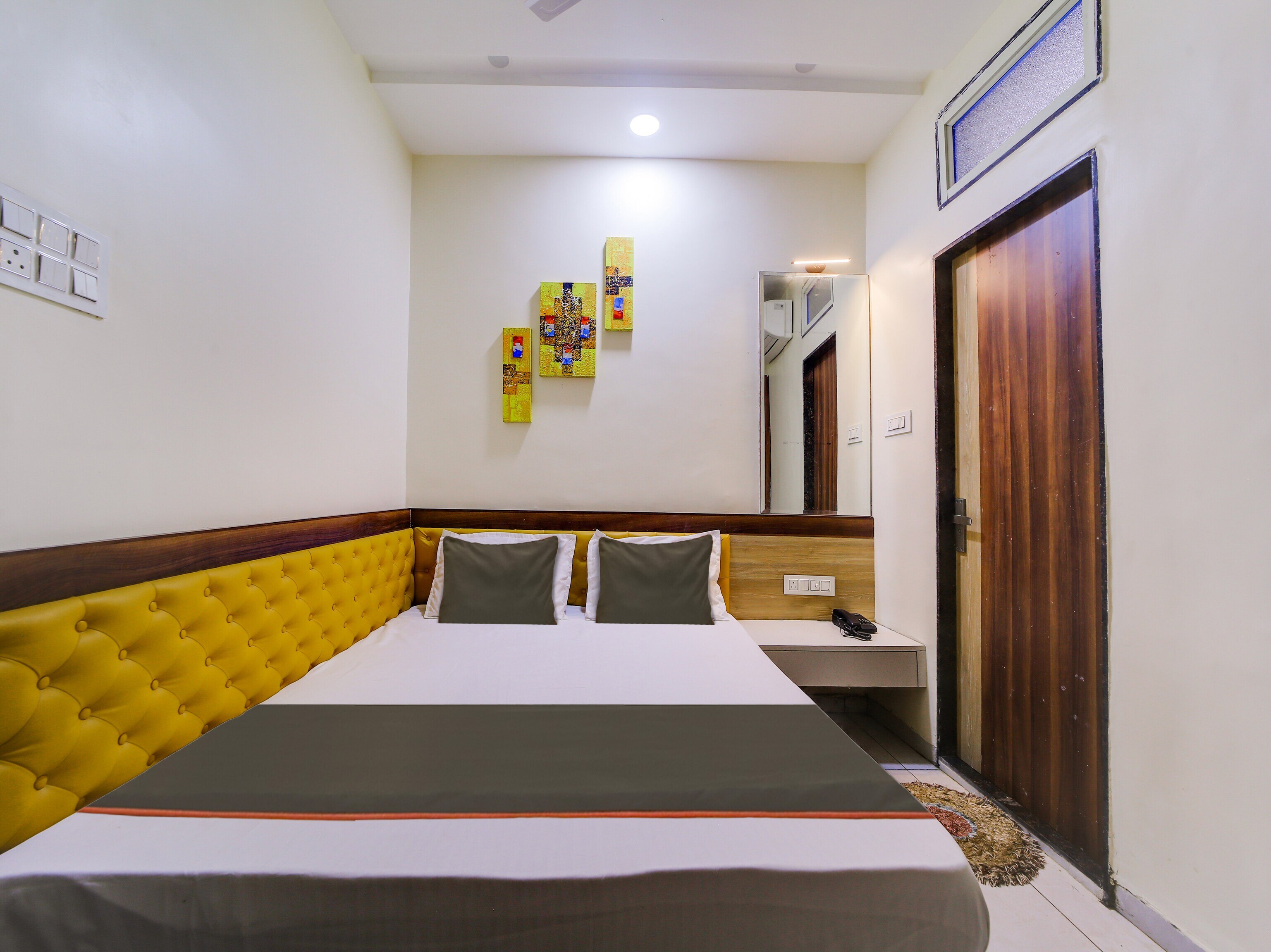 Hotel O Shyam Paradise - Tap to explore photos