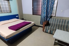 Hotal sarthak Place, Dhamnod