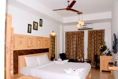 HOTEL STONARC, Pune