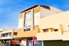 Hotel O Moon light, Nizamabad