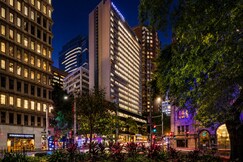 Novotel Sydney City Centre, Bathurst